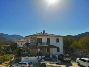 Knidos Apart